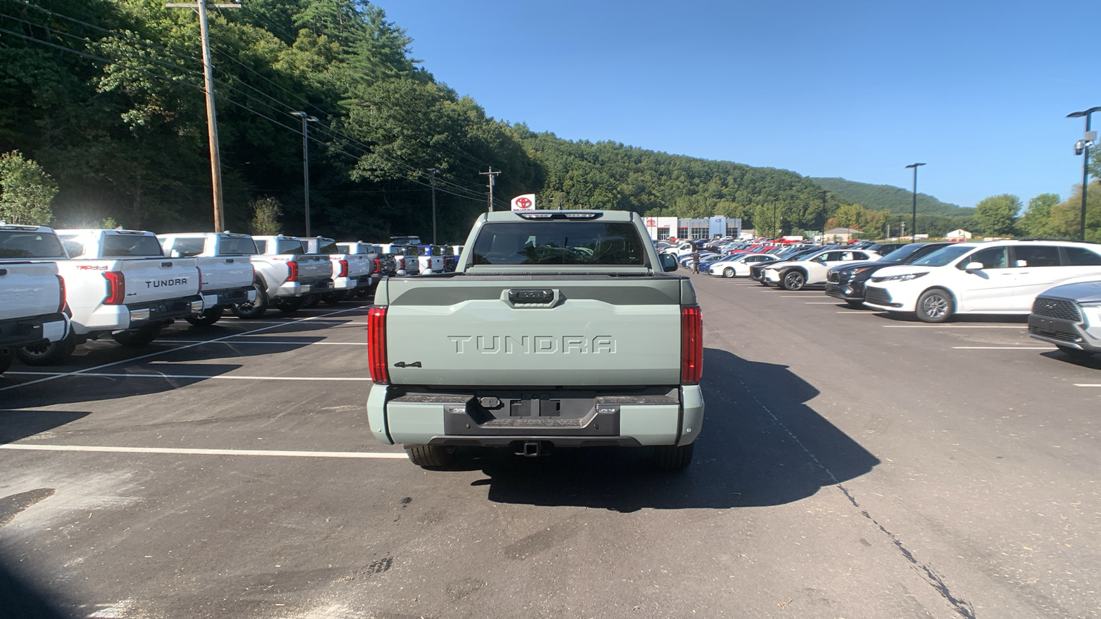 2024 Toyota Tundra 4WD SR5 4