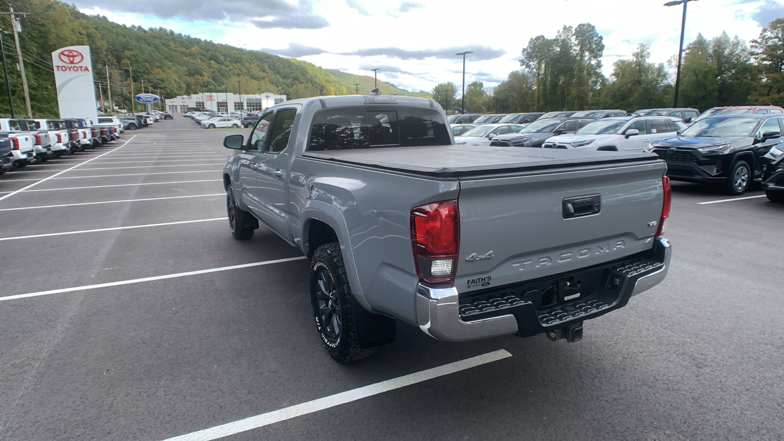 2021 Toyota Tacoma 4WD SR5 5