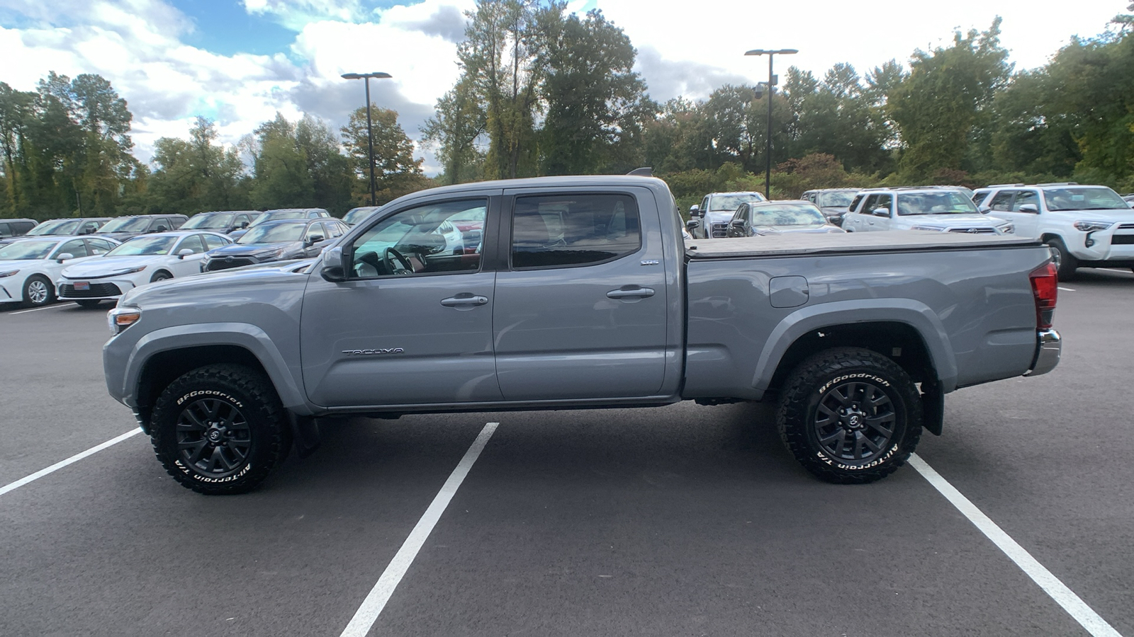 2021 Toyota Tacoma 4WD SR5 6