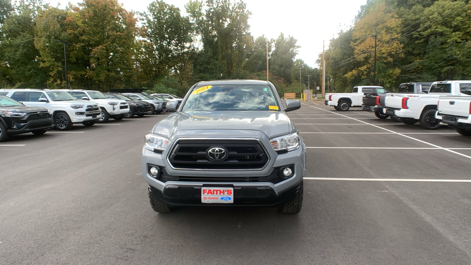 2021 Toyota Tacoma 4WD SR5 8