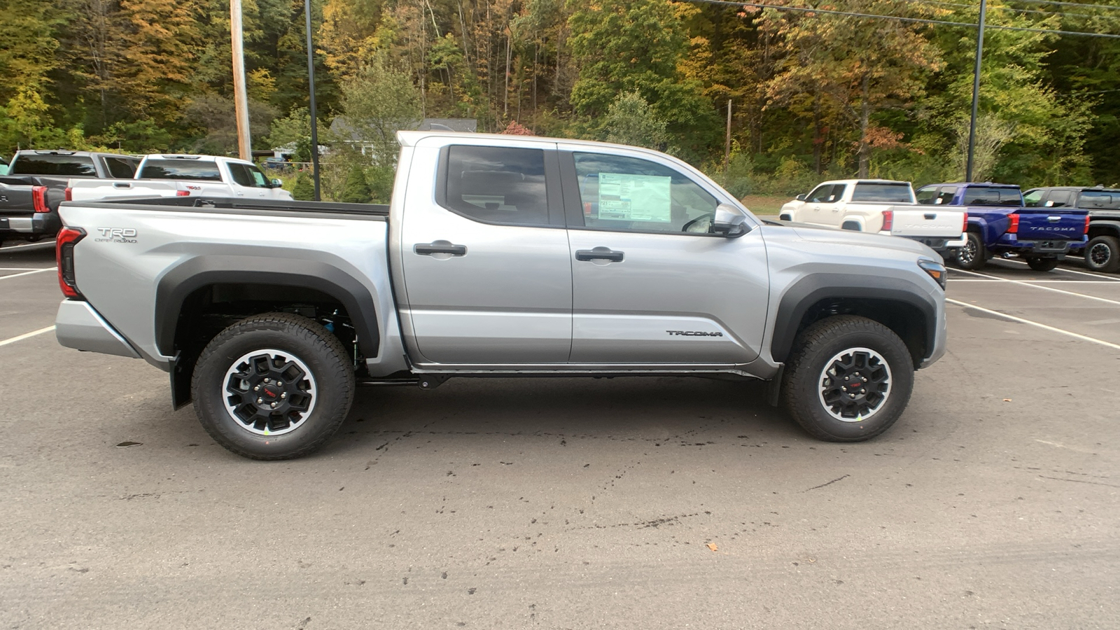 2024 Toyota Tacoma 4WD TRD Off Road 2