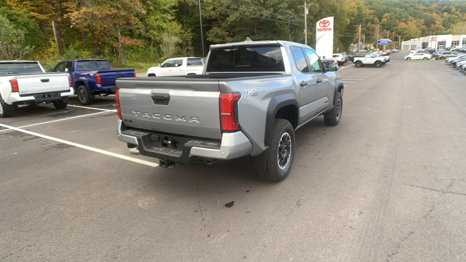 2024 Toyota Tacoma 4WD TRD Off Road 3