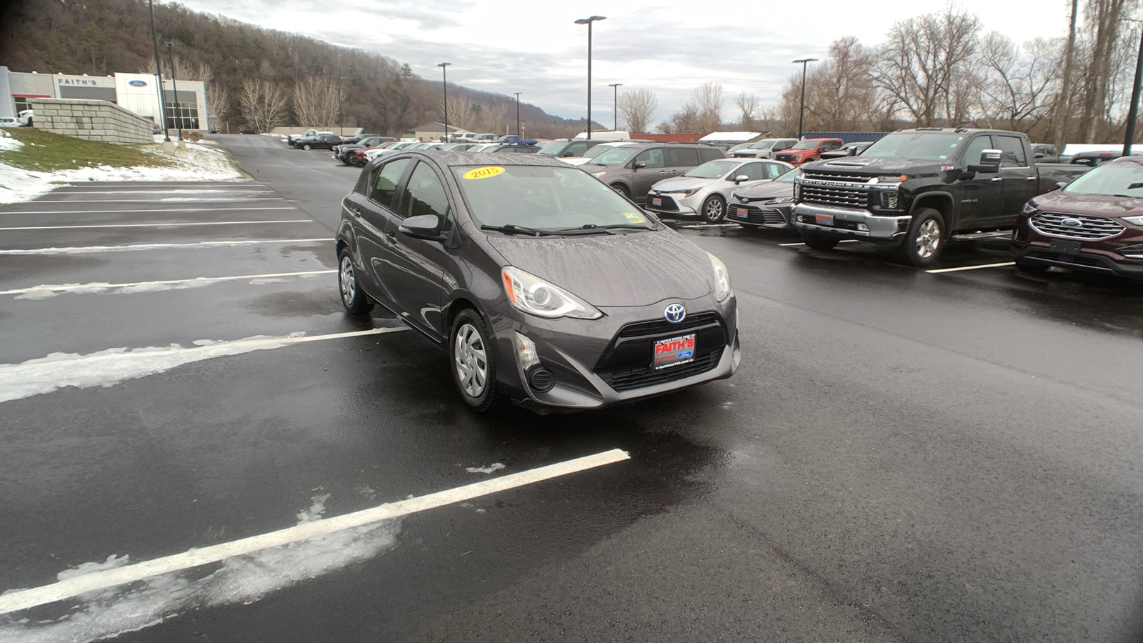 2015 Toyota Prius c Four 1