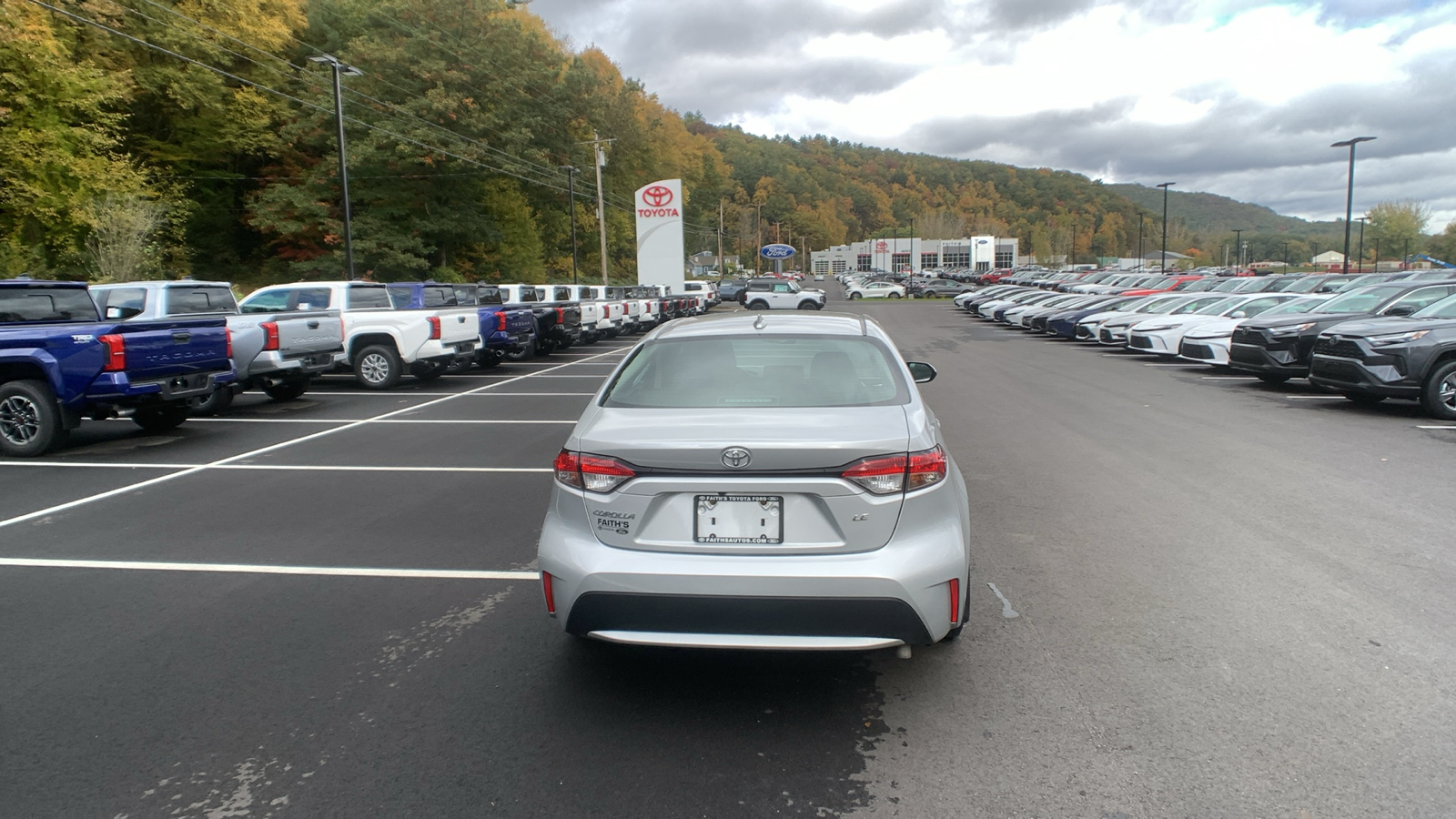 2022 Toyota Corolla LE 4