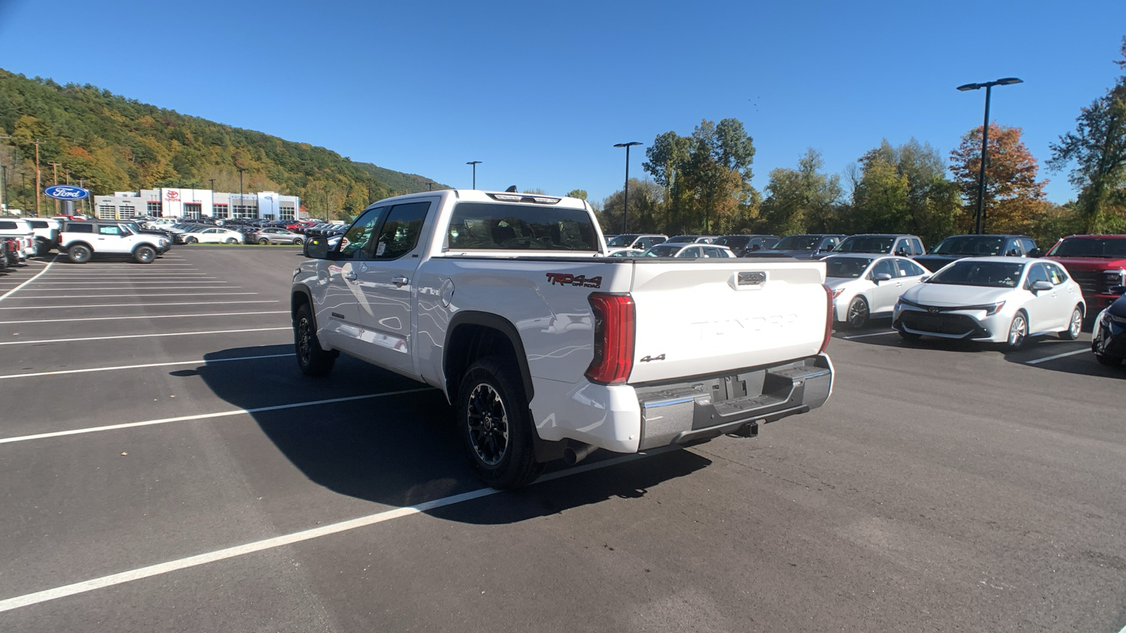 2024 Toyota Tundra 4WD SR5 5