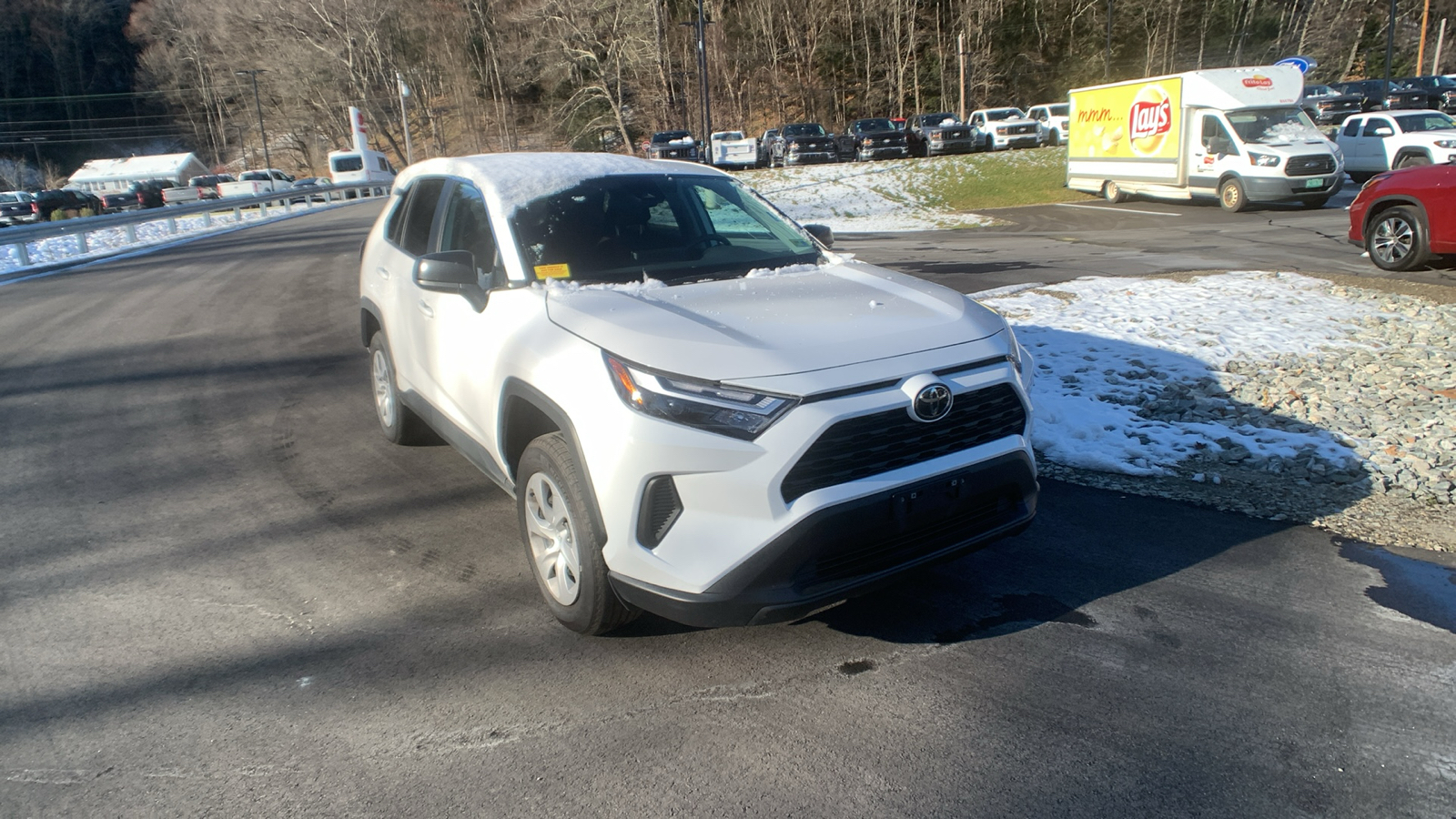 2023 Toyota RAV4 LE 1