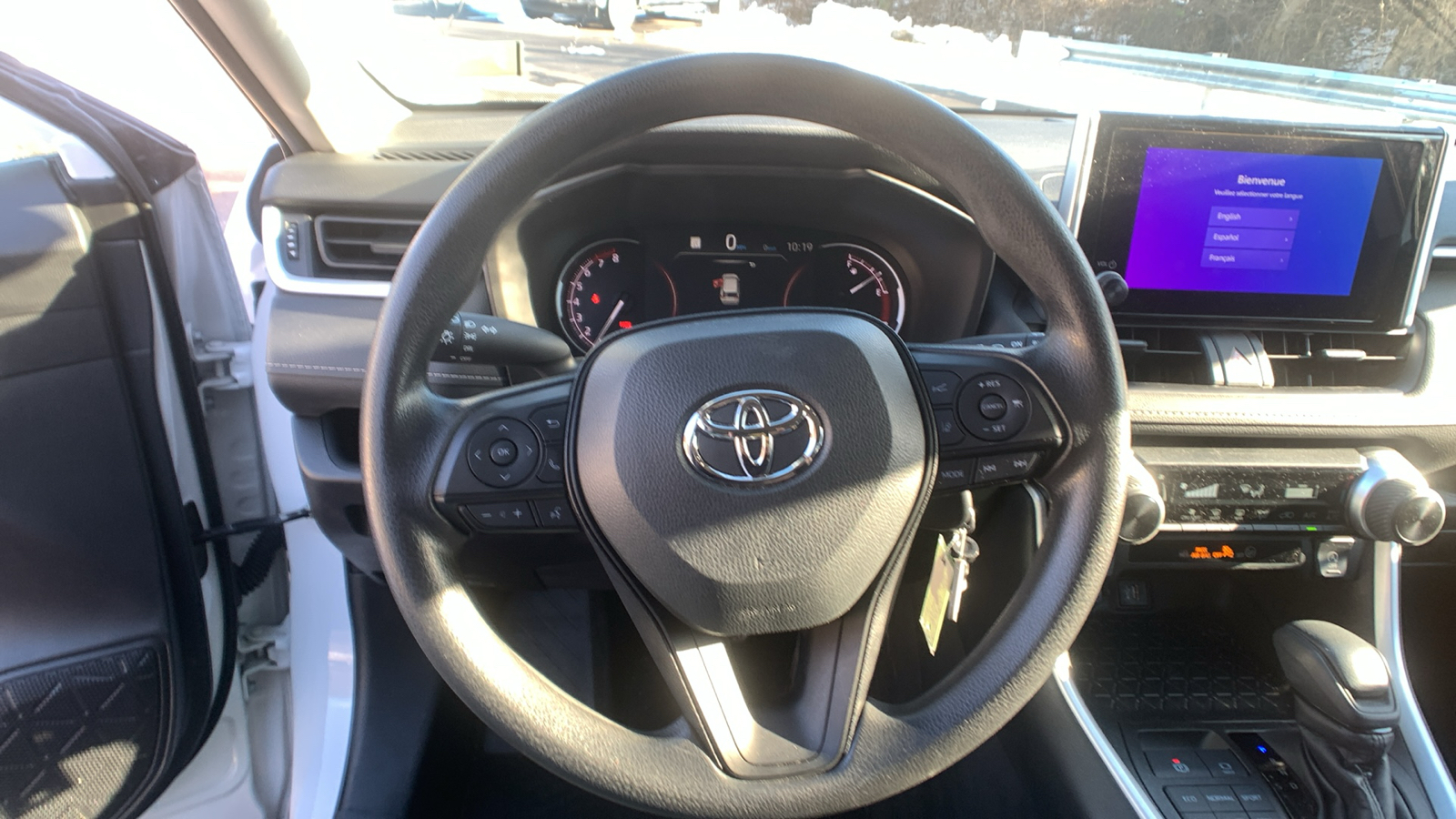 2023 Toyota RAV4 LE 22