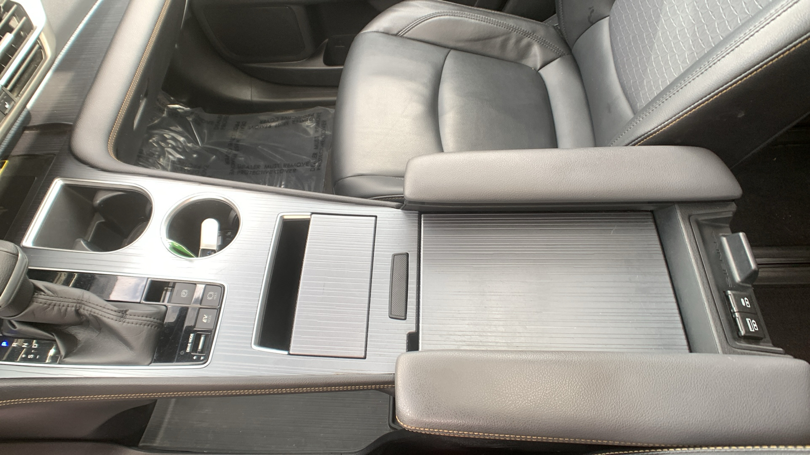 2022 Toyota Sienna XLE Woodland Edition 16