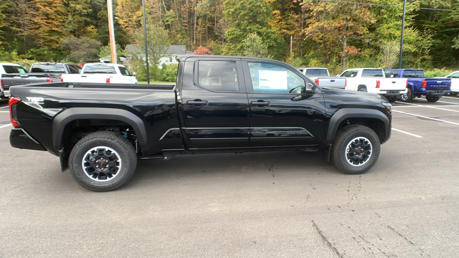 2024 Toyota Tacoma 4WD TRD Off Road 2