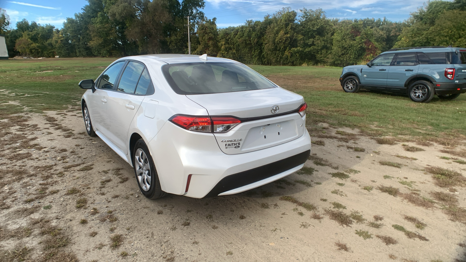 2022 Toyota Corolla LE 5