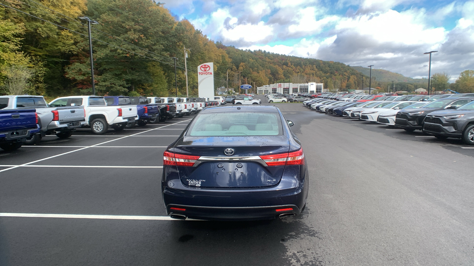 2015 Toyota Avalon XLE 4