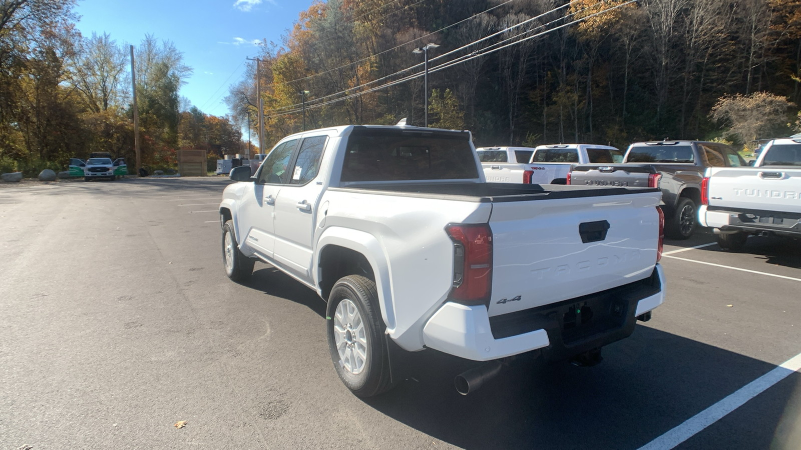 2024 Toyota Tacoma 4WD SR5 6