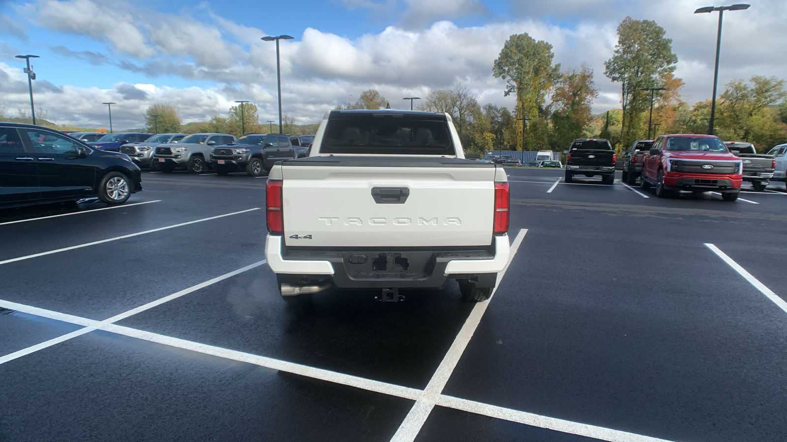 2024 Toyota Tacoma 4WD SR5 4