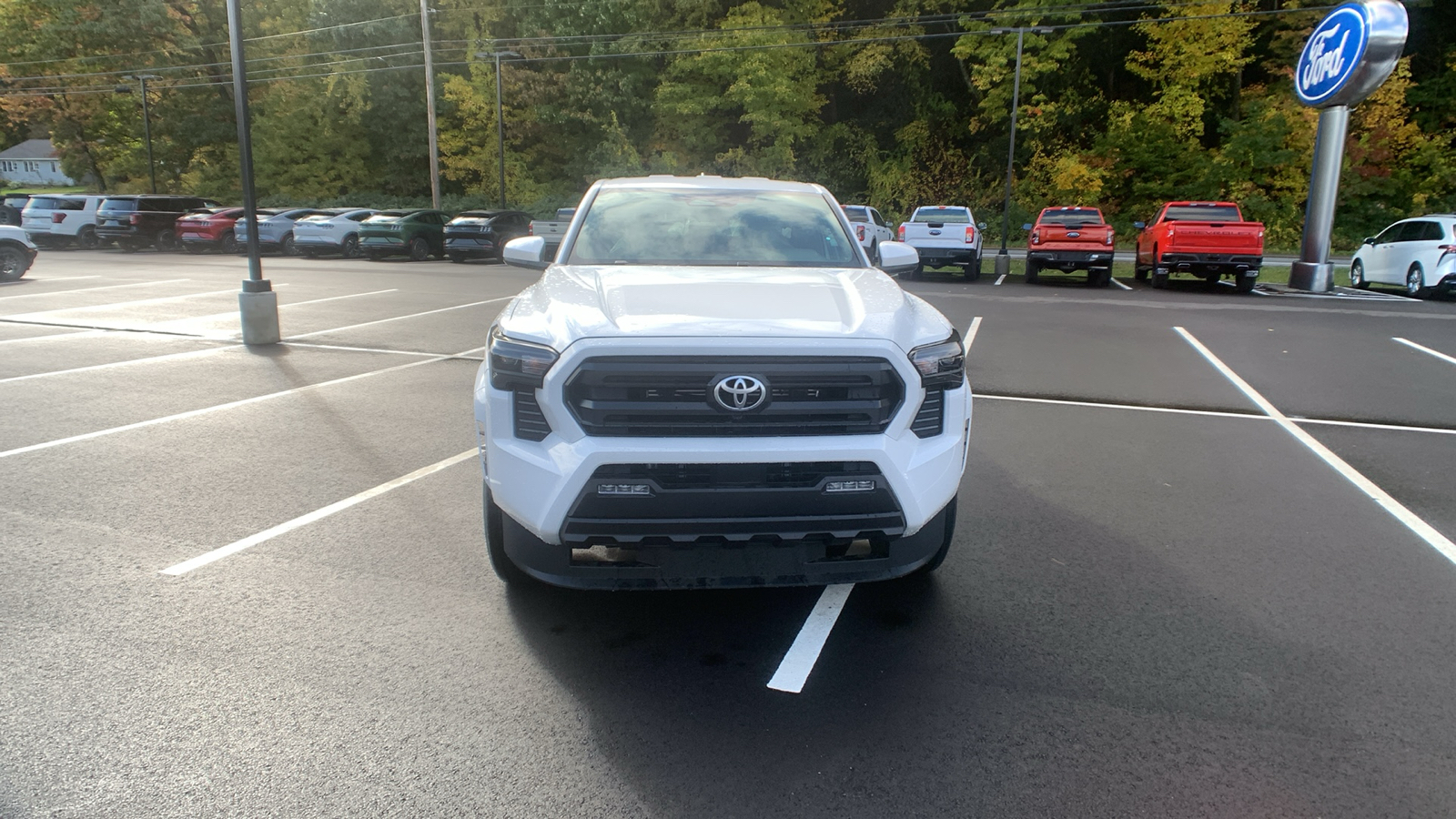 2024 Toyota Tacoma 4WD SR5 8