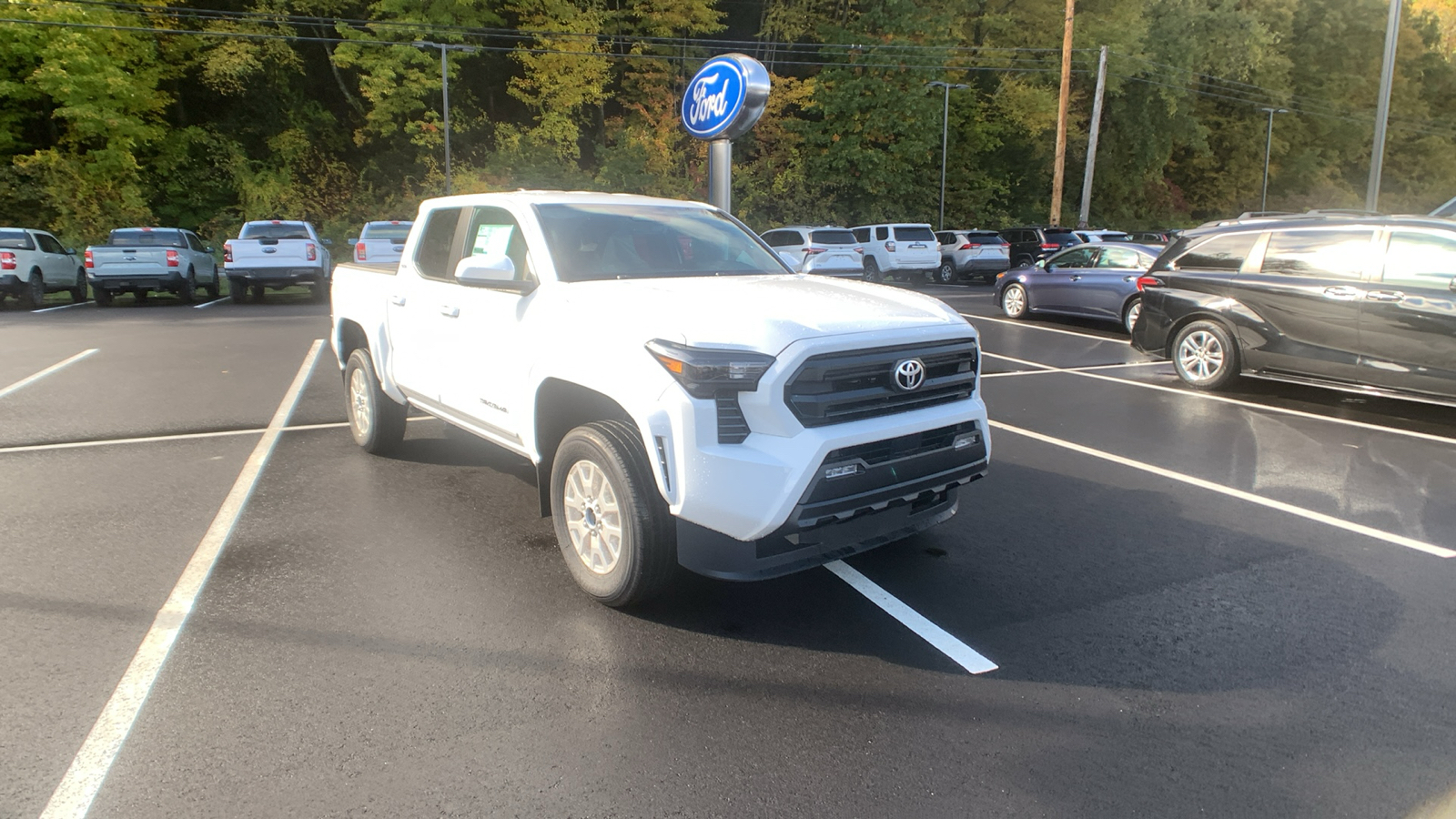 2024 Toyota Tacoma 4WD SR5 1