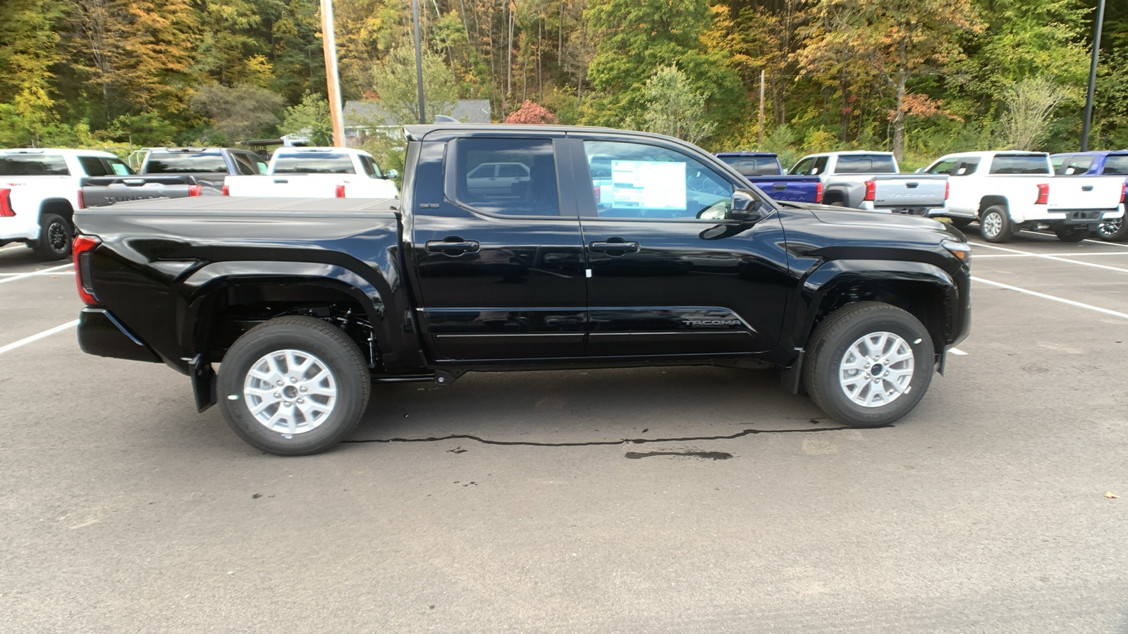 2024 Toyota Tacoma 4WD SR5 2