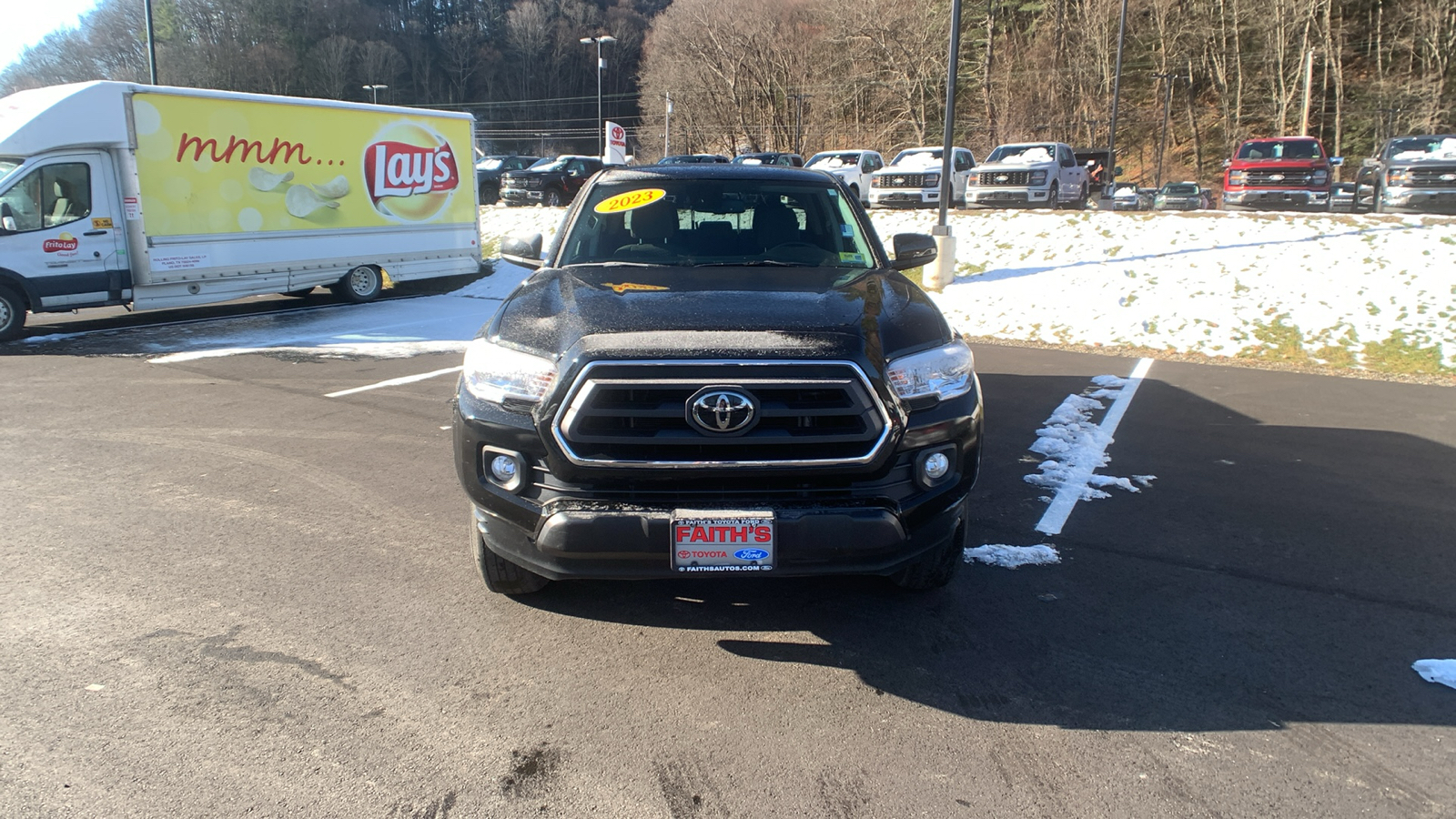 2023 Toyota Tacoma SR5 8