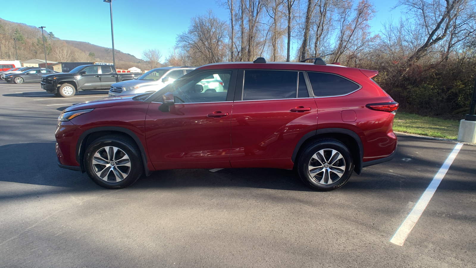 2023 Toyota Highlander XLE 6