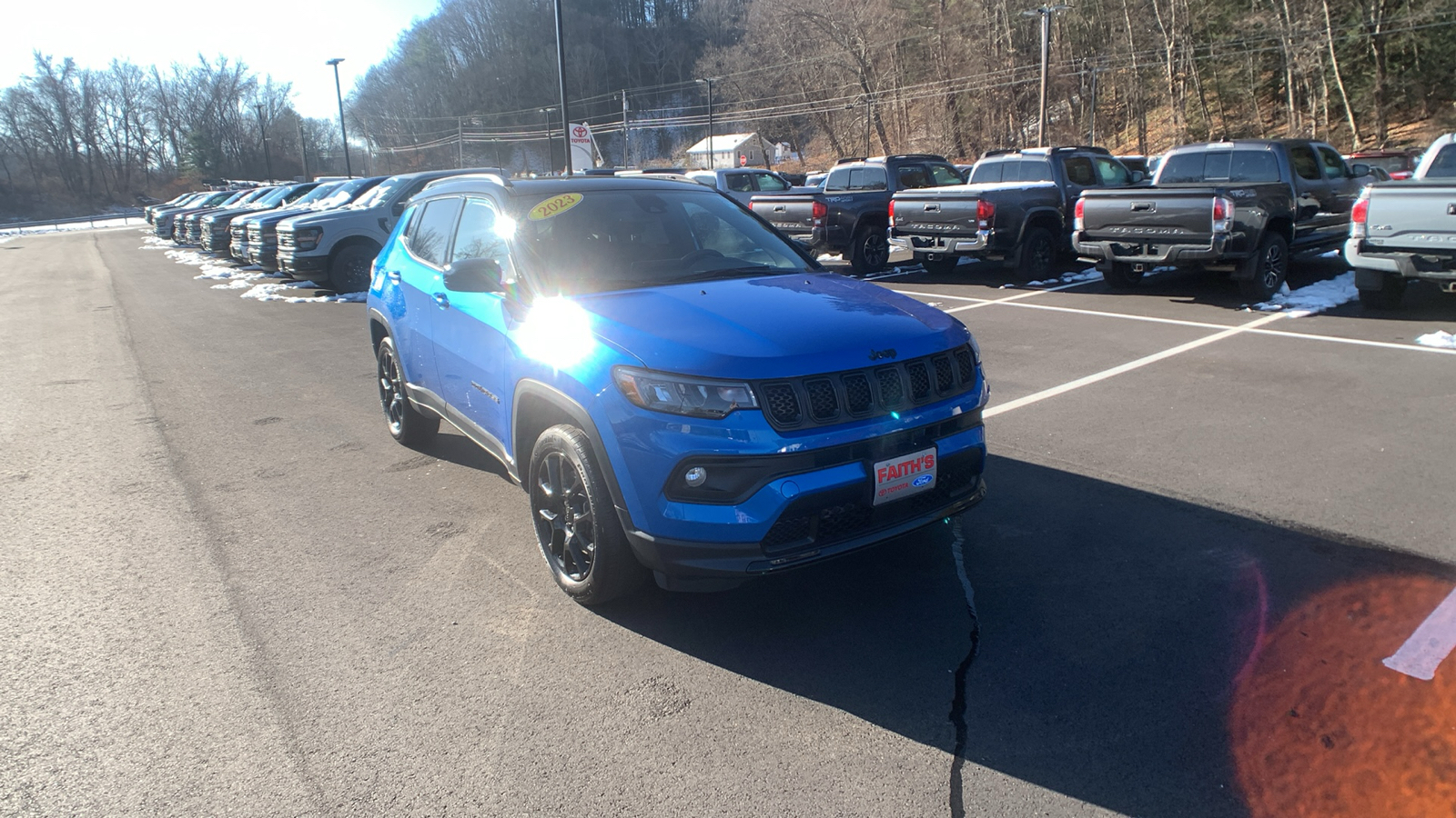 2023 Jeep Compass Latitude 1