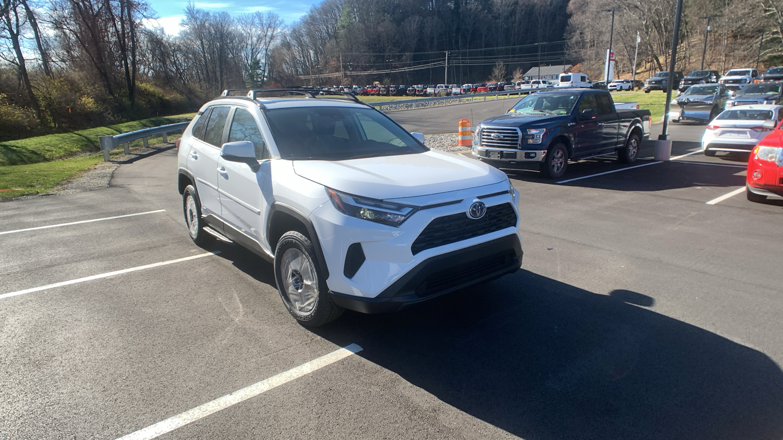 2024 Toyota RAV4 Hybrid XLE 1