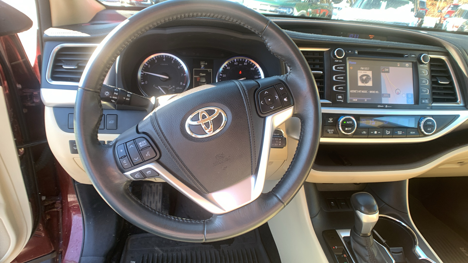 2014 Toyota Highlander Limited 25