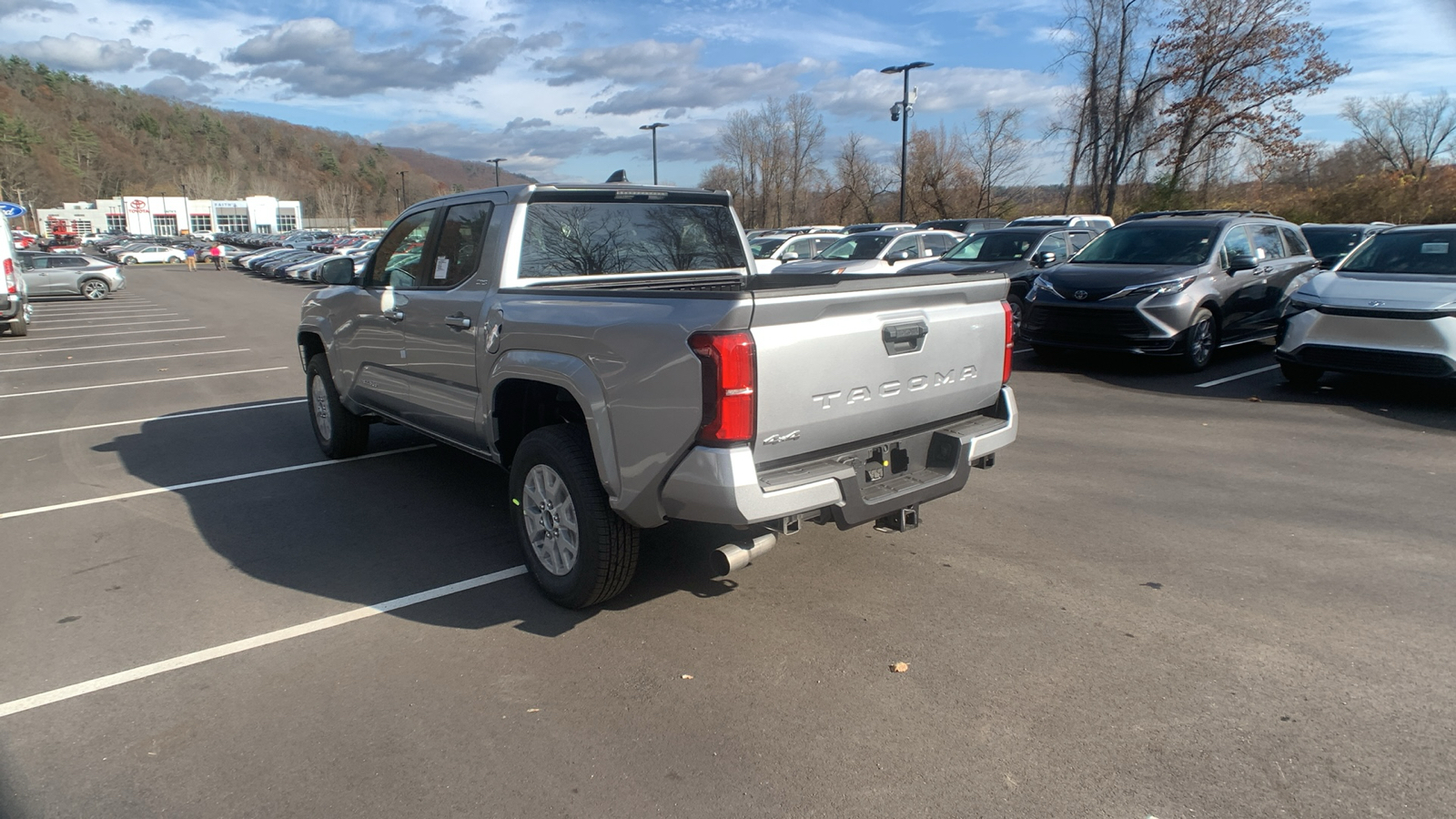 2024 Toyota Tacoma 4WD SR5 5