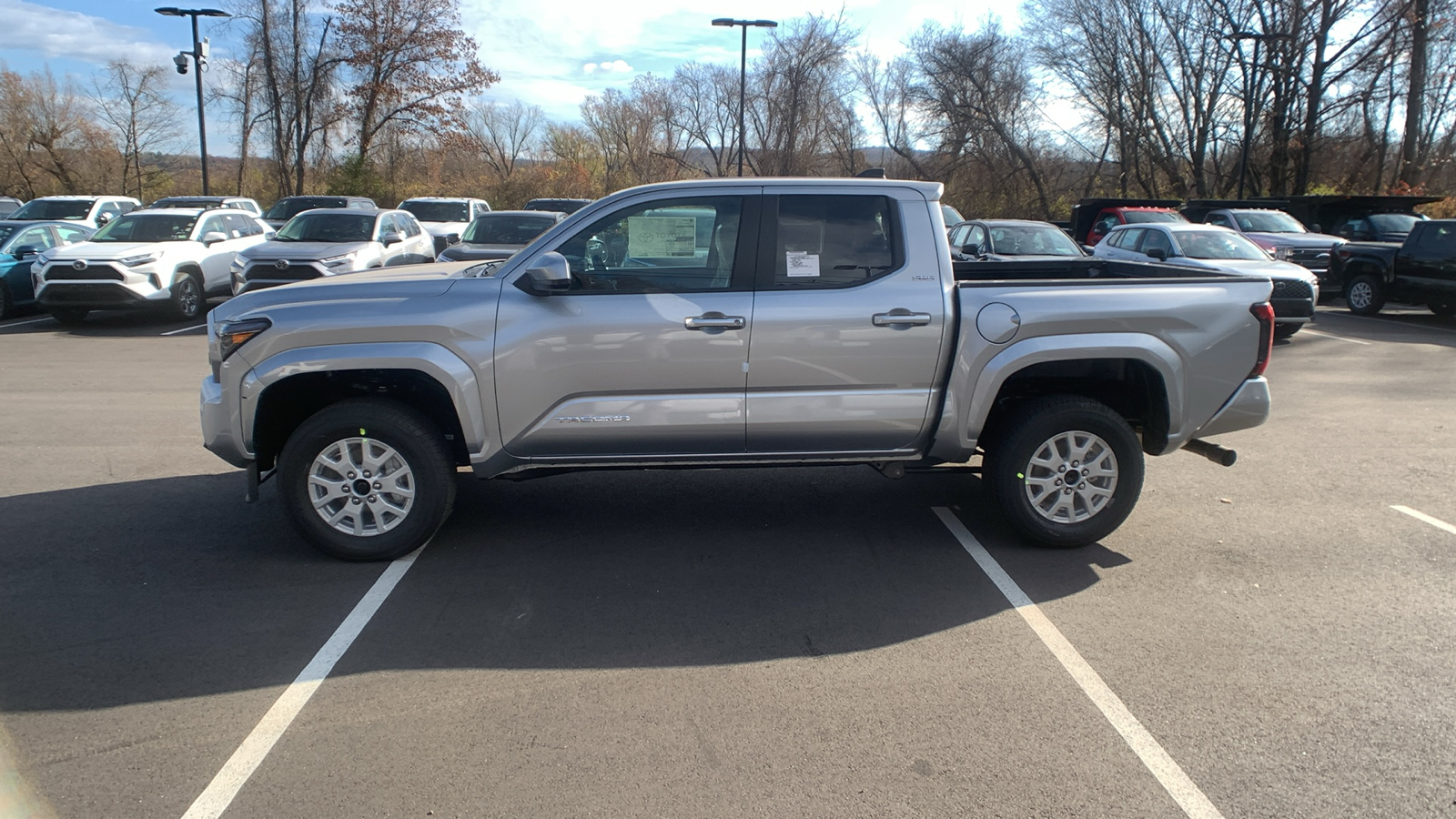 2024 Toyota Tacoma 4WD SR5 6