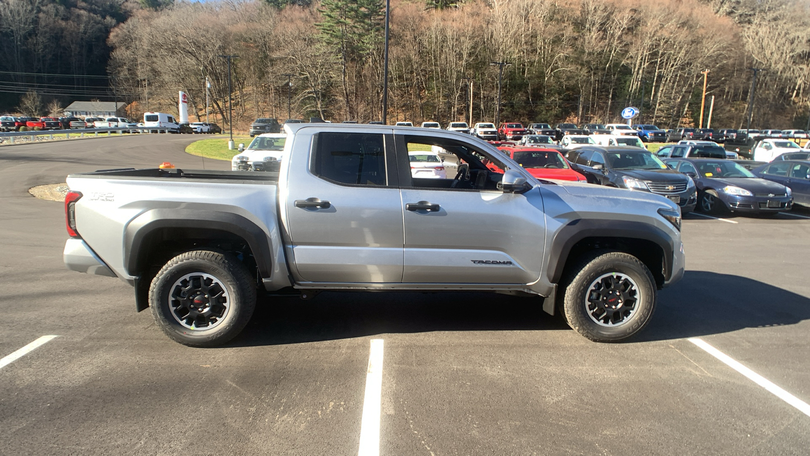 2024 Toyota Tacoma 4WD TRD Off Road 2