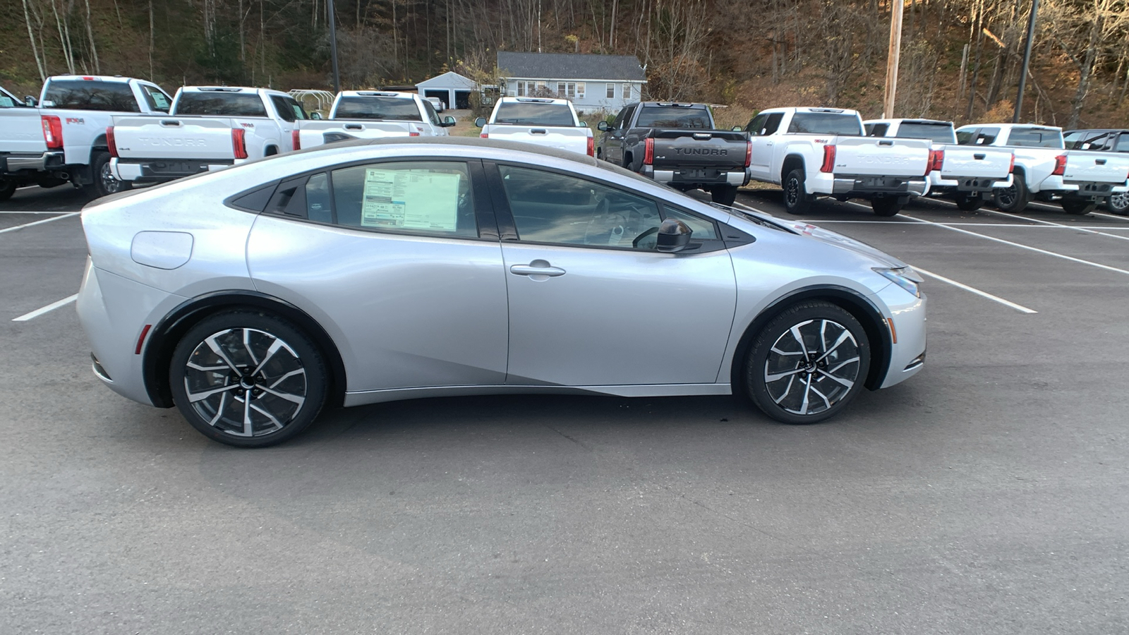 2024 Toyota Prius Prime XSE 2