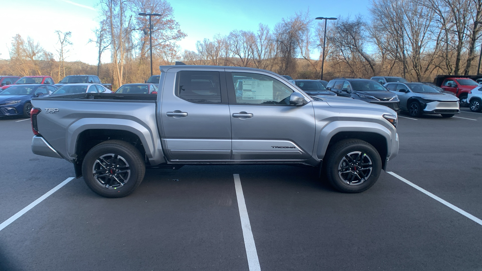 2024 Toyota Tacoma 4WD TRD Sport 2