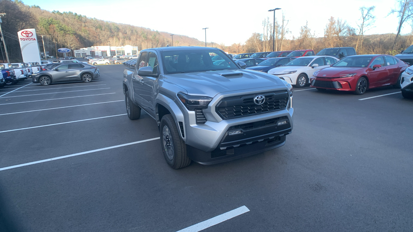 2024 Toyota Tacoma 4WD TRD Sport 1