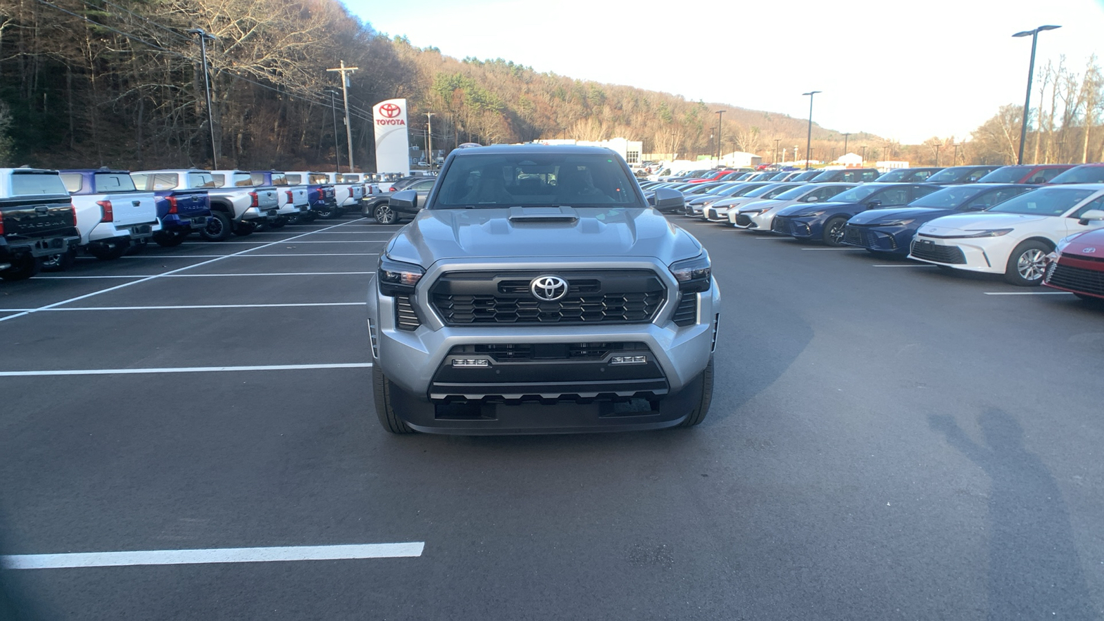 2024 Toyota Tacoma 4WD TRD Sport 8