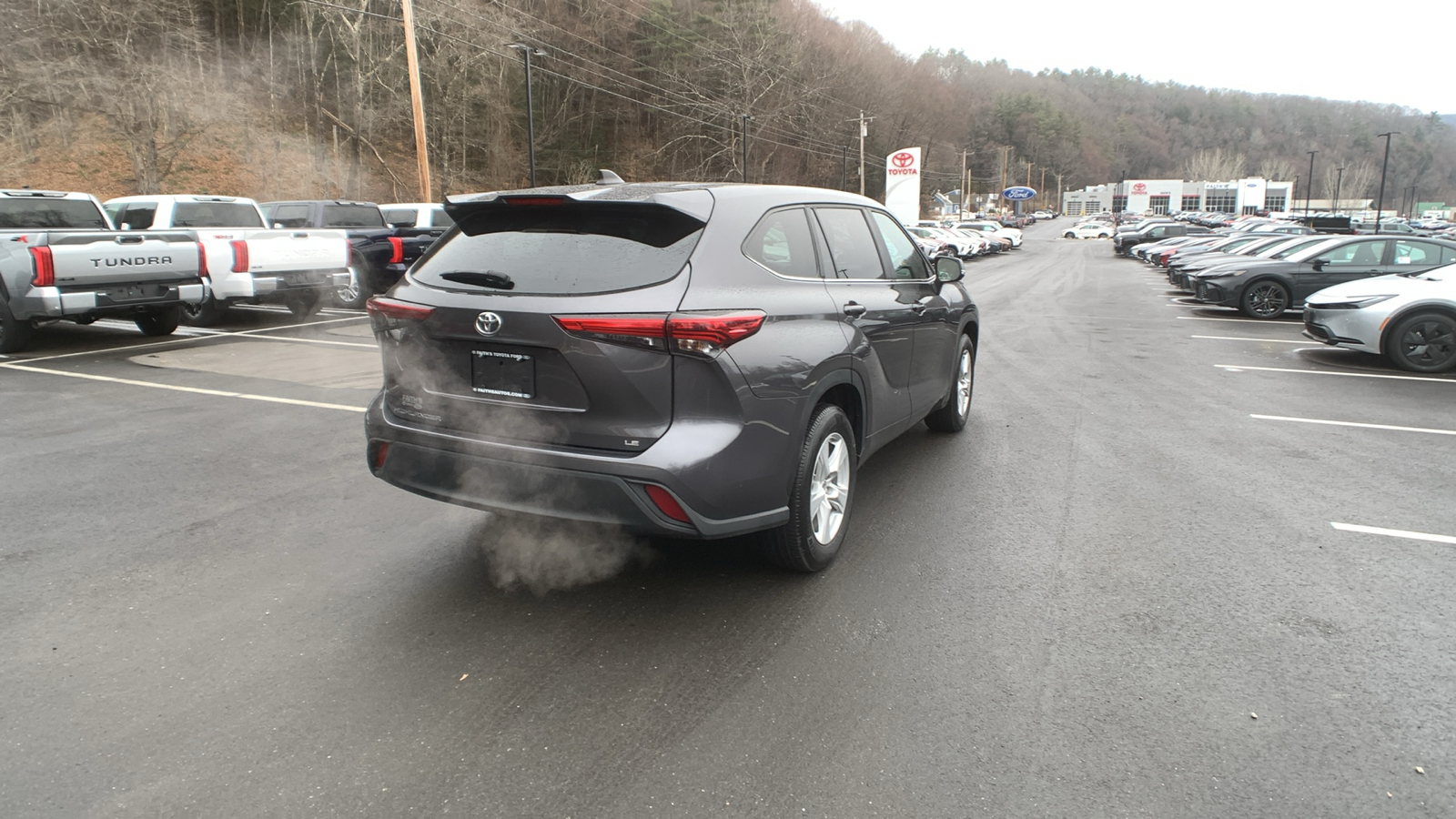 2023 Toyota Highlander LE 3