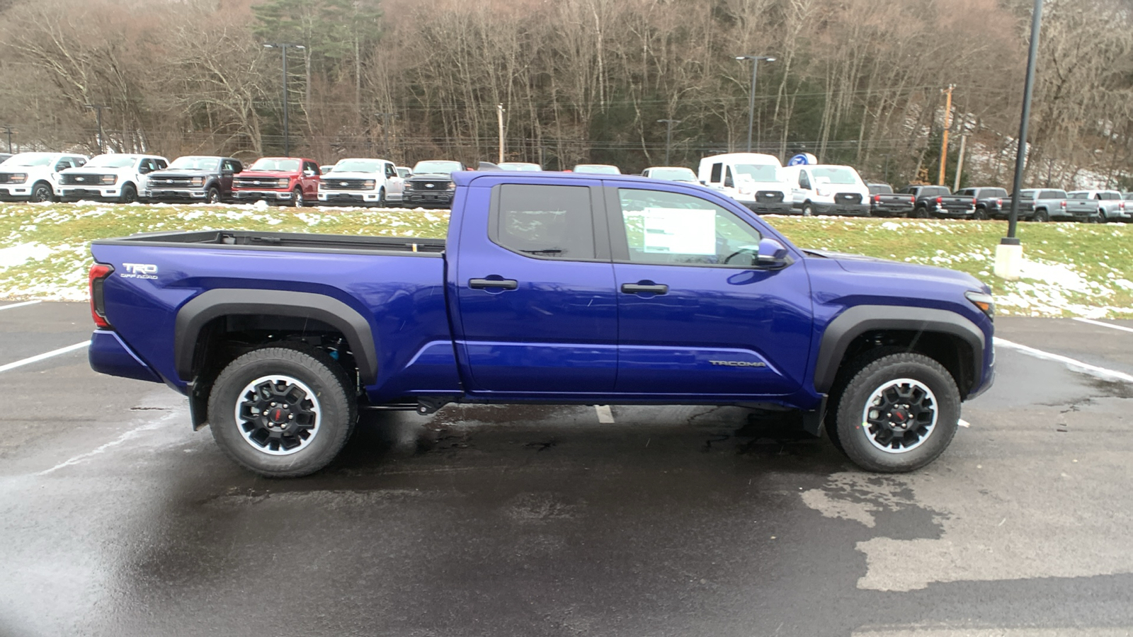 2024 Toyota Tacoma TRD Off-Road 2