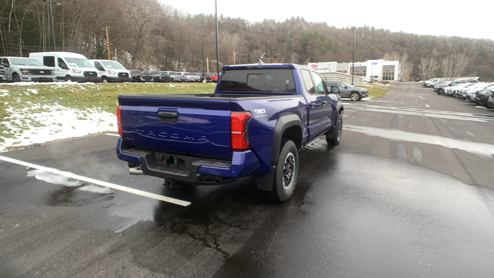 2024 Toyota Tacoma TRD Off-Road 3