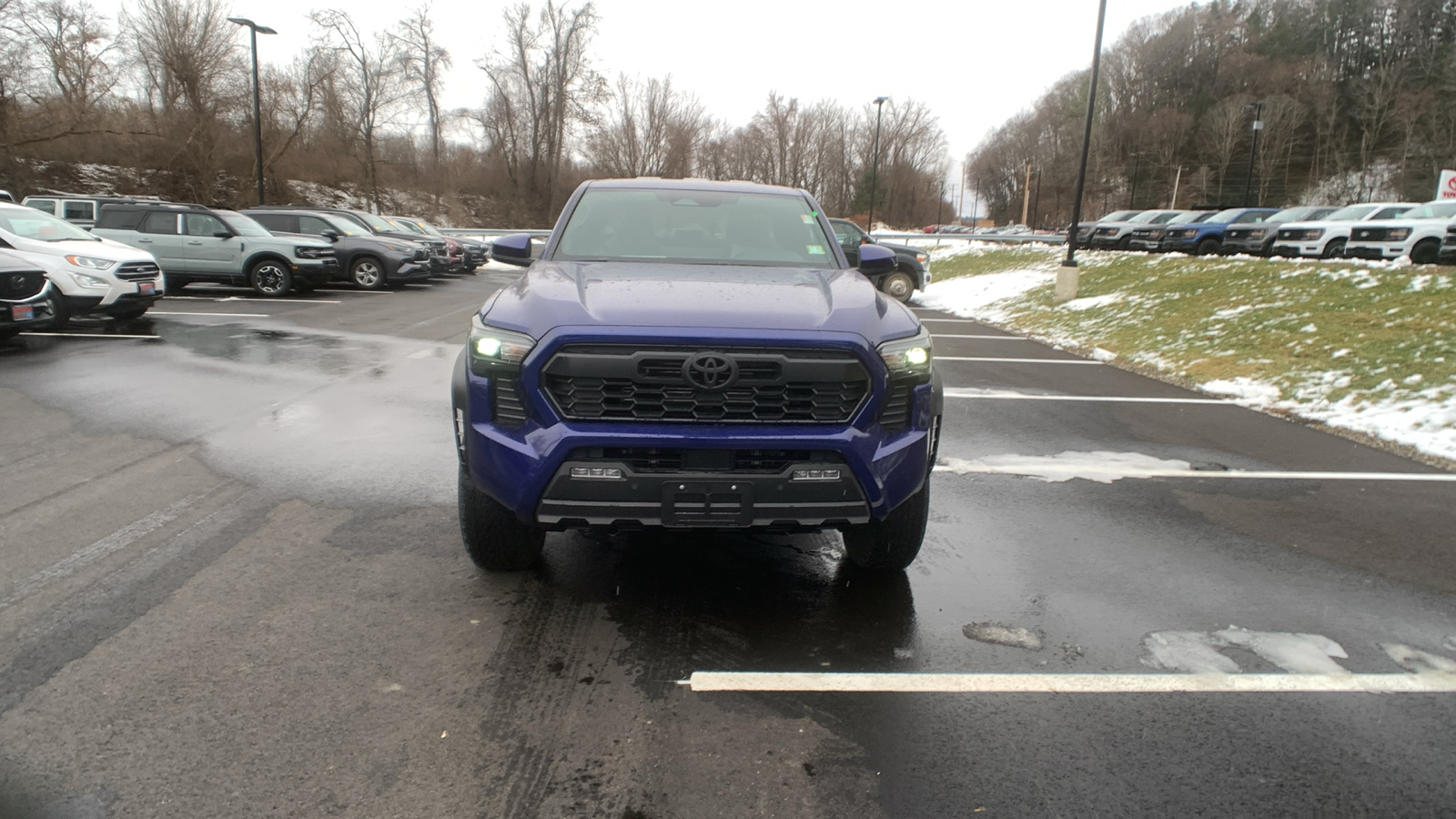 2024 Toyota Tacoma TRD Off-Road 8