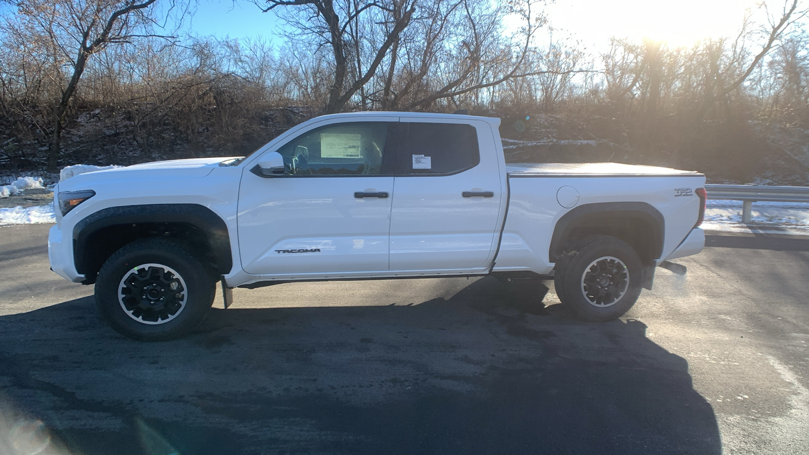 2024 Toyota Tacoma TRD Off-Road 6