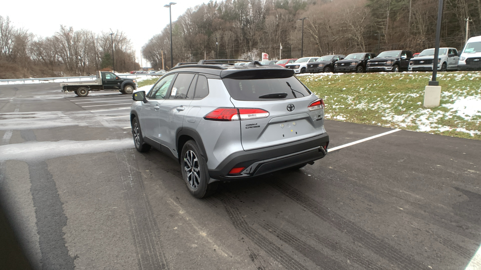 2024 Toyota Corolla Cross Hybrid SE 5