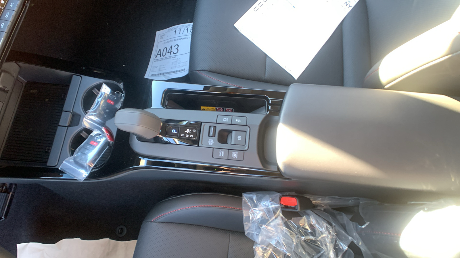 2024 Toyota Prius Prime XSE Premium 27