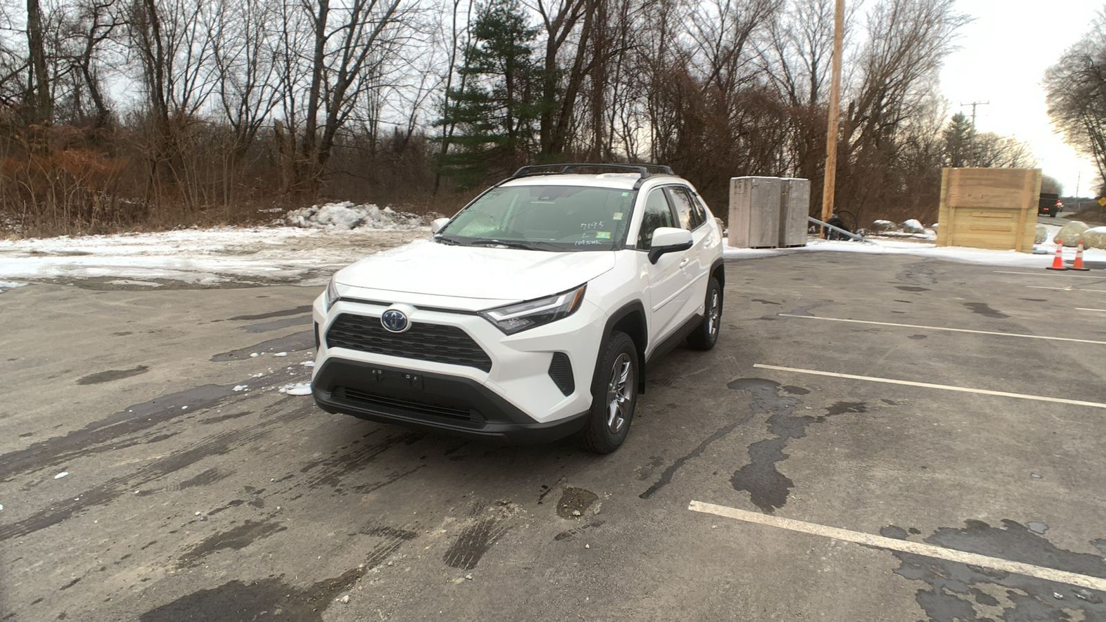 2024 Toyota RAV4 Hybrid LE 7