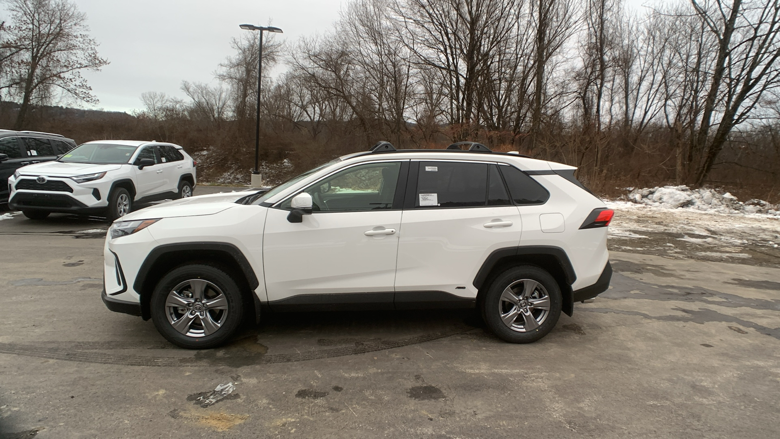 2024 Toyota RAV4 Hybrid LE 6