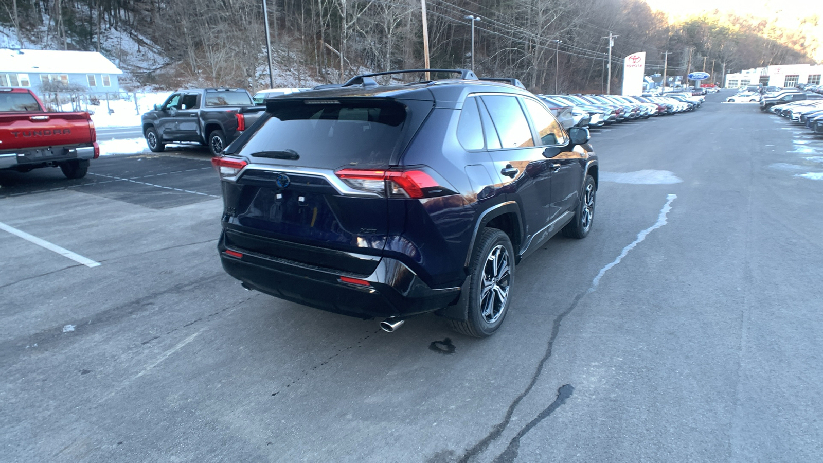 2024 Toyota RAV4 Prime XSE 3