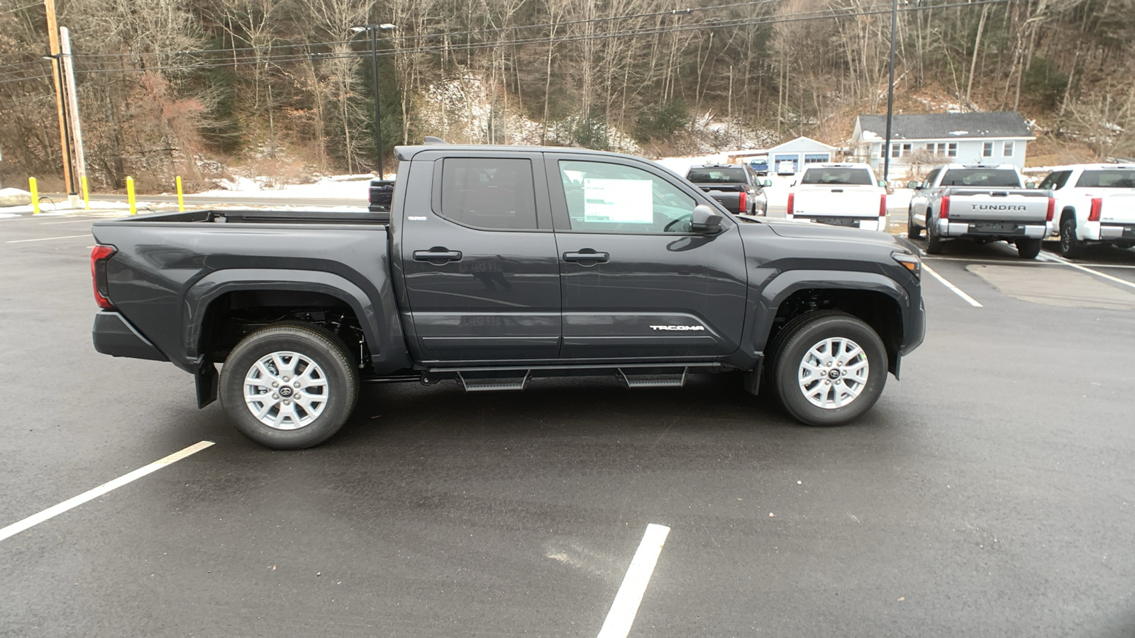 2024 Toyota Tacoma 4WD SR5 2