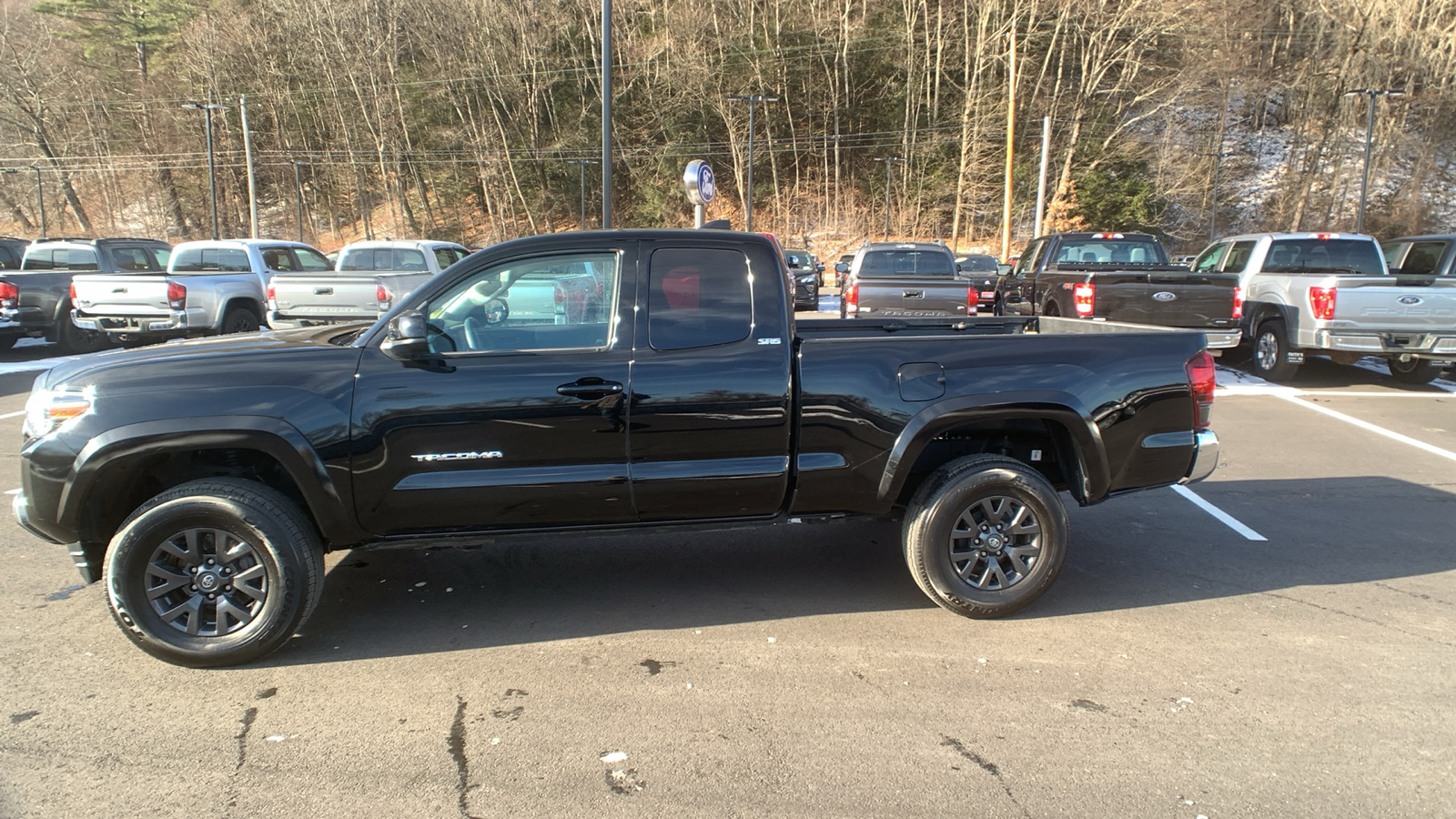 2022 Toyota Tacoma SR5 6