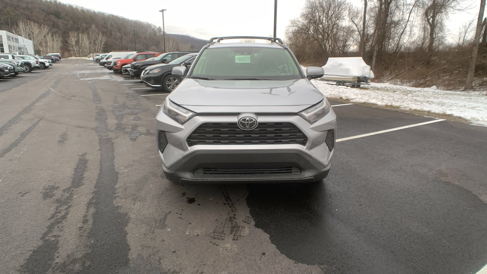 2024 Toyota RAV4 XLE 8