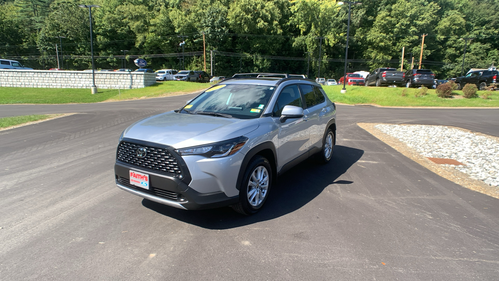 2022 Toyota Corolla Cross LE 7