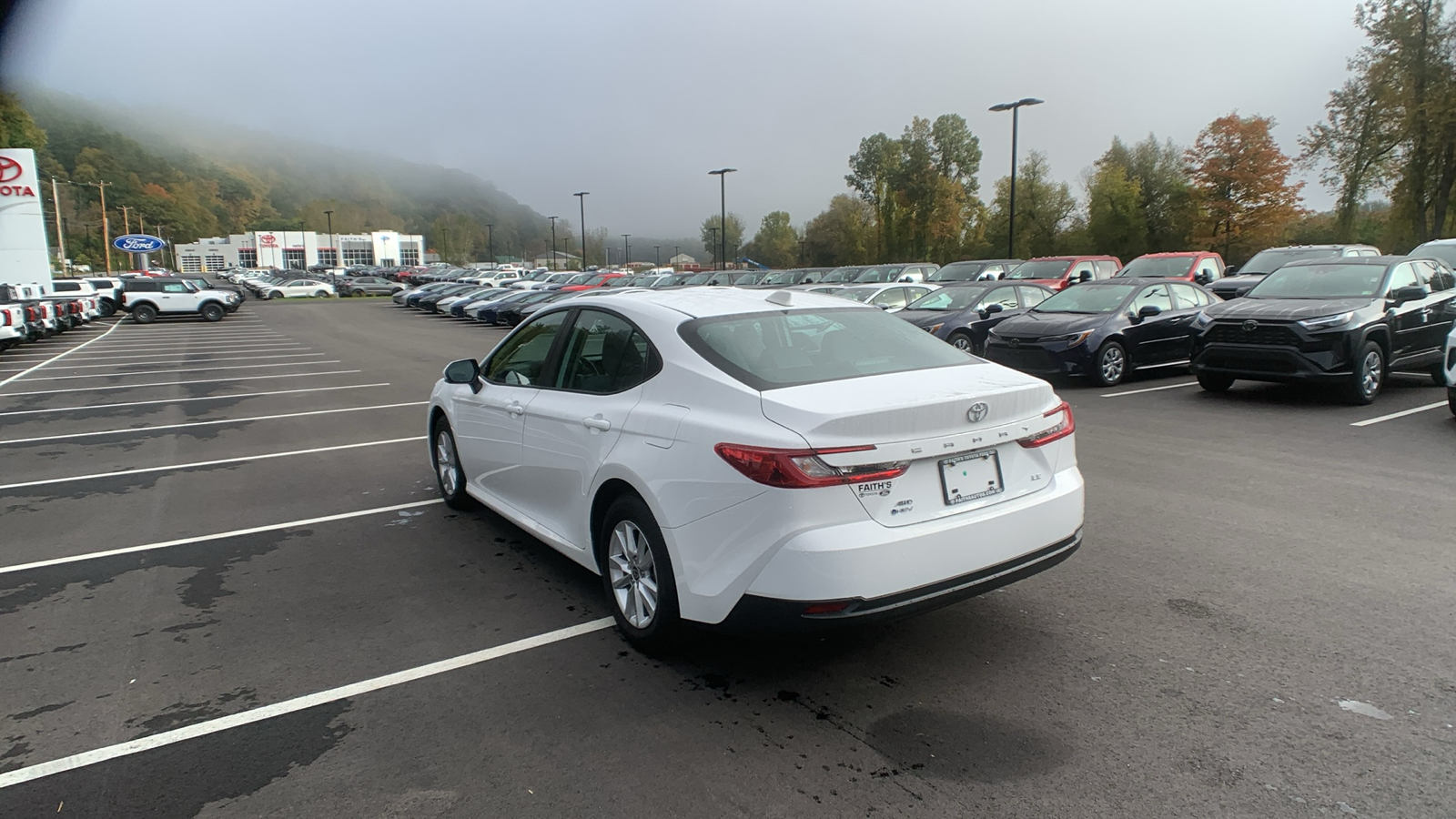 2025 Toyota Camry LE 5