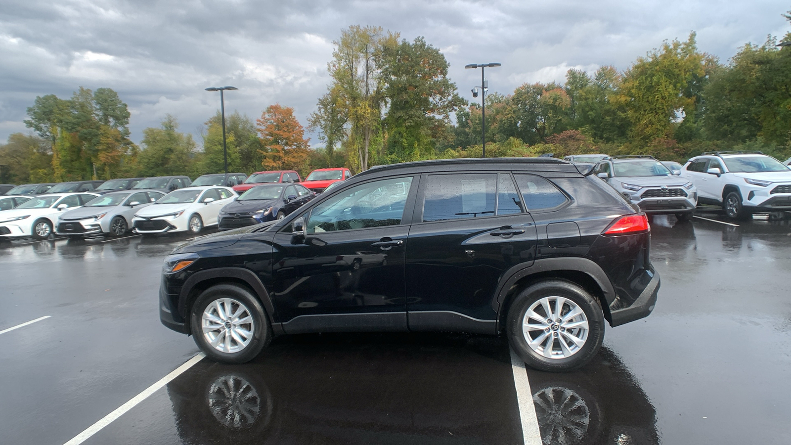 2023 Toyota Corolla Cross LE 6