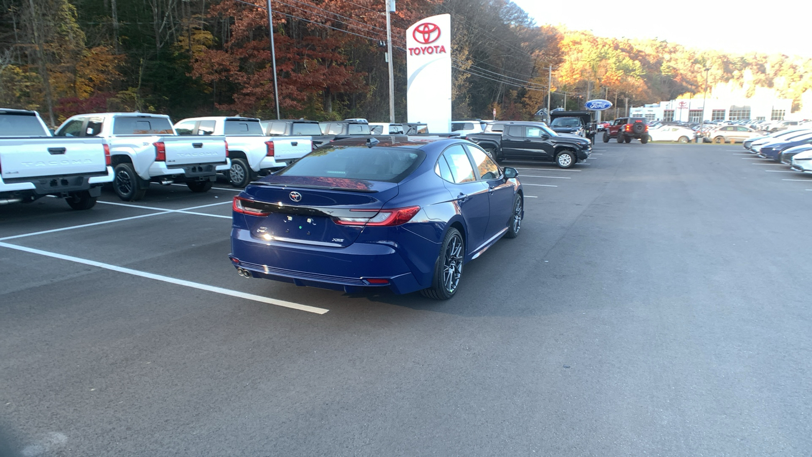 2025 Toyota Camry XSE 3