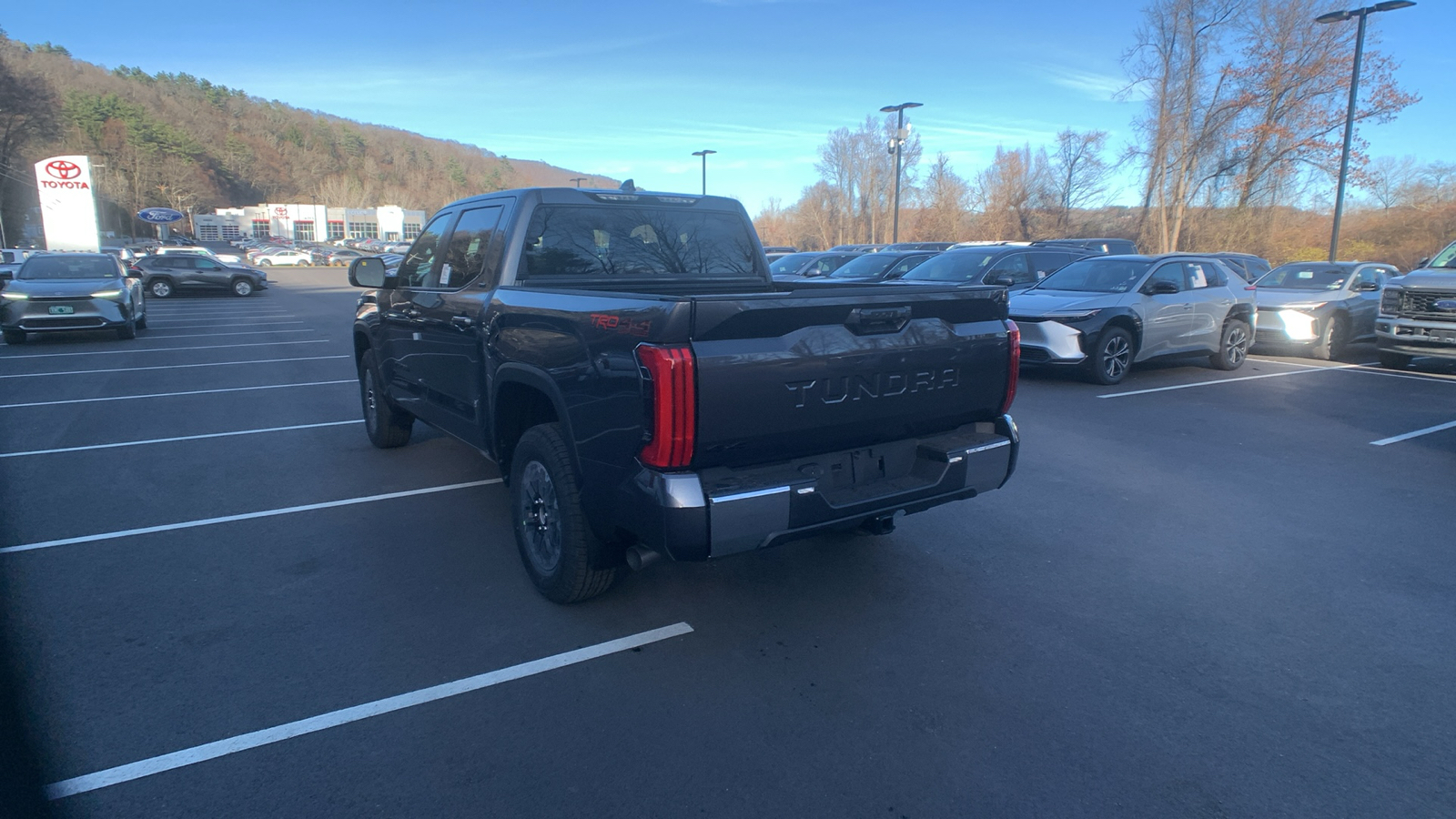 2025 Toyota Tundra 4WD SR5 5